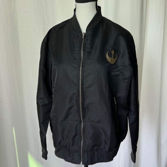 Star Wars Rogue One Red Squadron Bomber Jacket – NWT – U-Wing – Men’s S - Picture 3 of 15